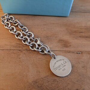 Tiffany & Co. Return to Tiffany Round Tag Sterling Silver Bracelet